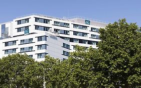 Ac Hotel Paris Porte Maillot By Marriott